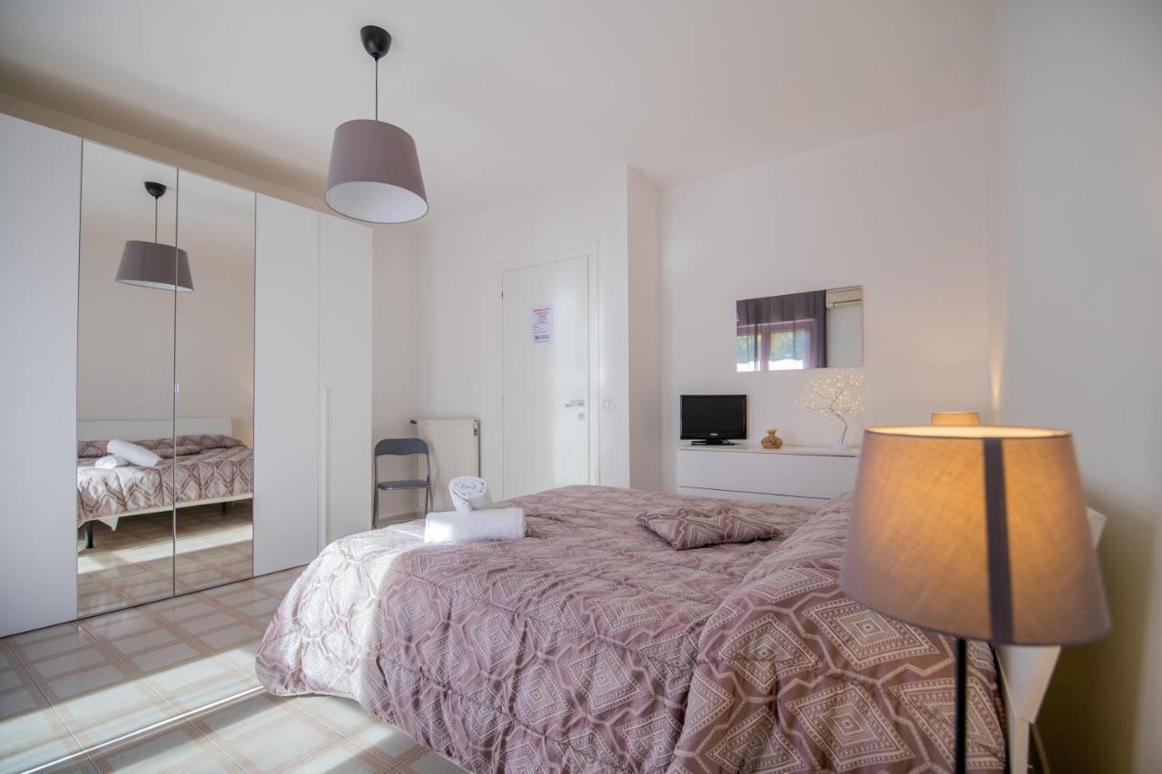 B&B A Casa Di Amici 카세르타 외부 사진